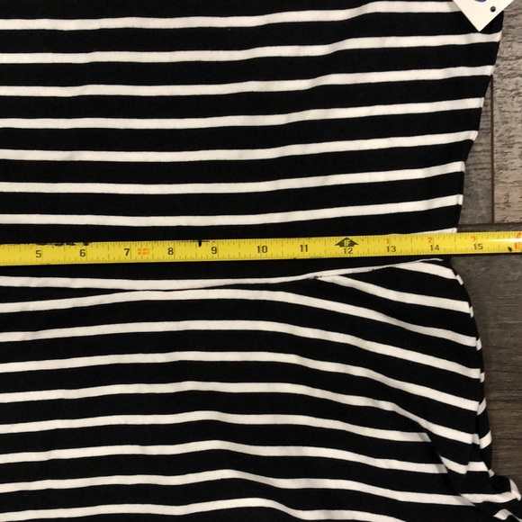 OLD NAVY BLACK/WHITE STRIPE LONG SLEEVE DRESS (M) - Picture 6 of 7